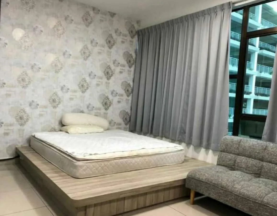02-Austin Regency Homestay For 2Pax Pool View Johor Bahru Malaysia